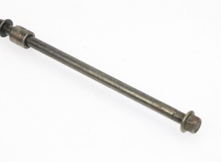 AXE ROUE AVANT