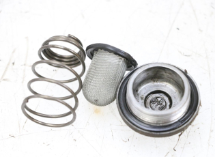 BOUCHON CARTER HUILE