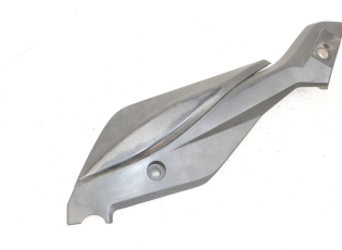 CACHE CHASSIS LATERAL GAUCHE