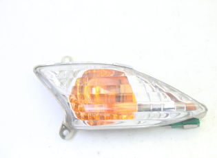 CLIGNOTANT AVANT DROIT