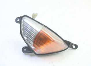 CLIGNOTANT AVANT DROIT