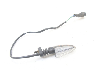 CLIGNOTANT AVANT DROIT