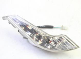 CLIGNOTANT AVANT DROIT