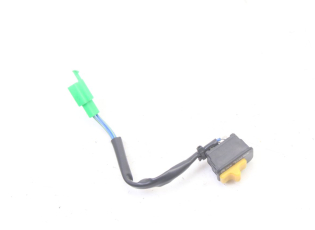 COMMODO COUPE CONTACT