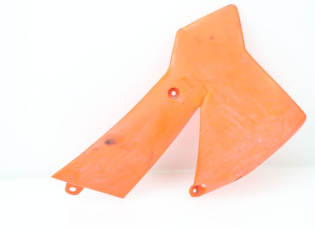 FLANC LATERAL AVANT GAUCHE