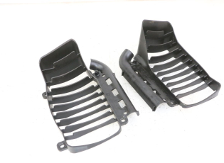 GRILLE RADIATEUR