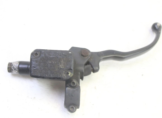 MAITRE CYLINDRE AVANT