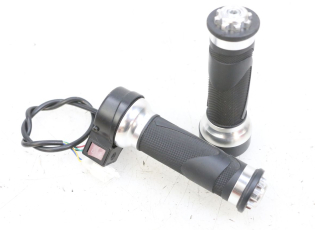 POIGNEE ACCELERATEUR