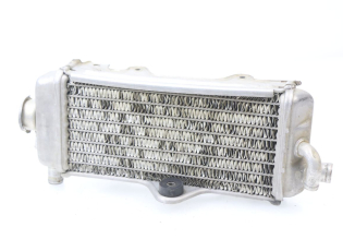 RADIATEUR DROIT