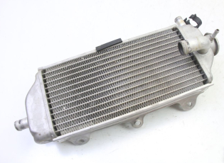 RADIATEUR DROIT