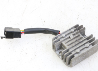 REGULATEUR CHARGE