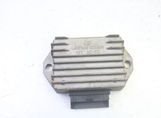 REGULATEUR CHARGE