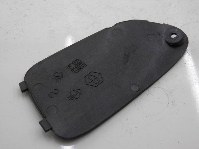 photo de LEFT INSPECTION COVER PIAGGIO BEVERLY 125 (2005 - 2007)