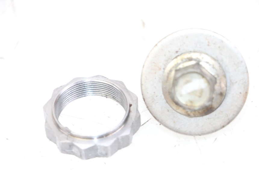 photo de SPROCKET OUTPUT SHAFT NUT HONDA CB R 1000 (2018 - 2023)