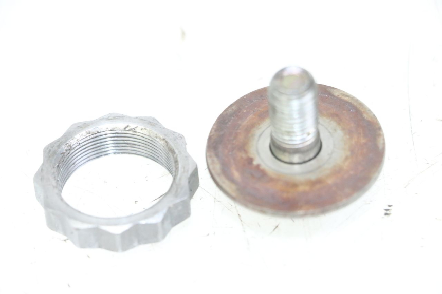 photo de SPROCKET OUTPUT SHAFT NUT HONDA CB R 1000 (2018 - 2023)