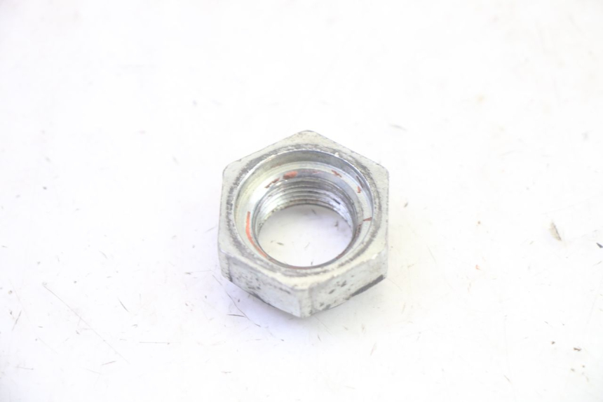 photo de SPROCKET OUTPUT SHAFT NUT SUZUKI GSF N BANDIT 600 (1996 - 1999) - Zoom on usage condition