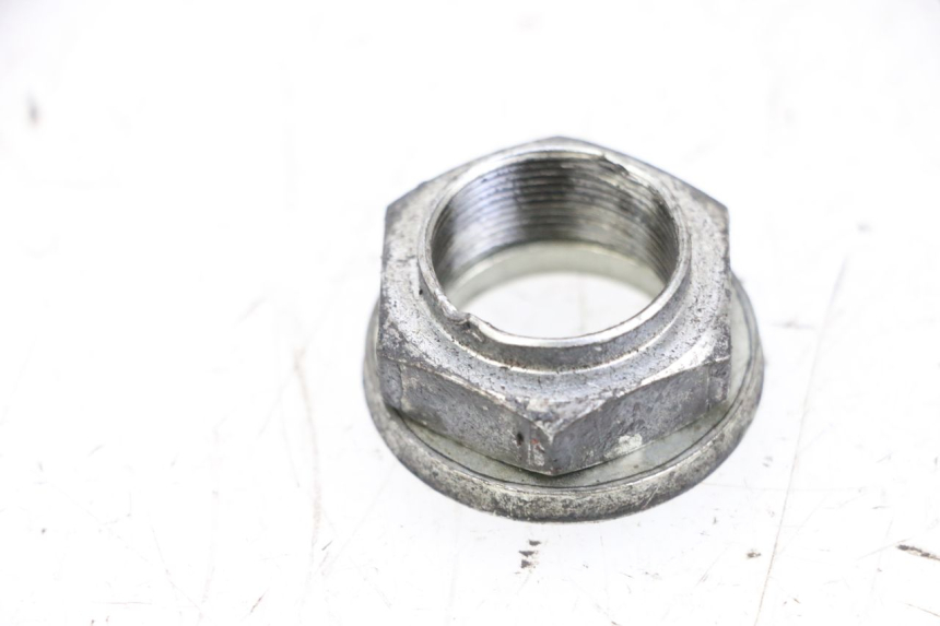 photo de SPROCKET OUTPUT SHAFT NUT YAMAHA MT-07 MT07 ABS 700 (2018 - 2020) - Alternative perspective