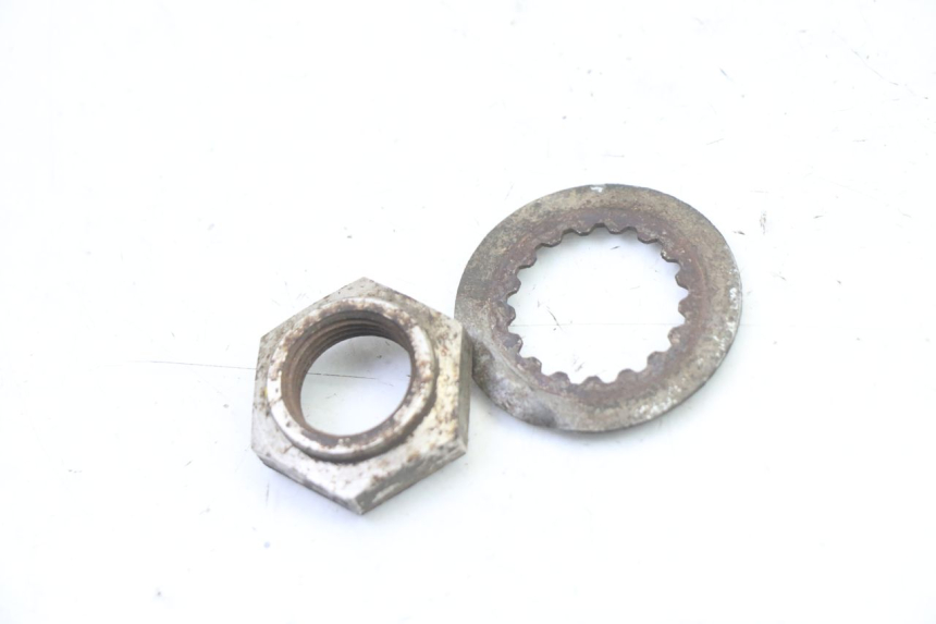 photo de SPROCKET OUTPUT SHAFT NUT KTM SUPERENDURO R 950 (2005 - 2009)