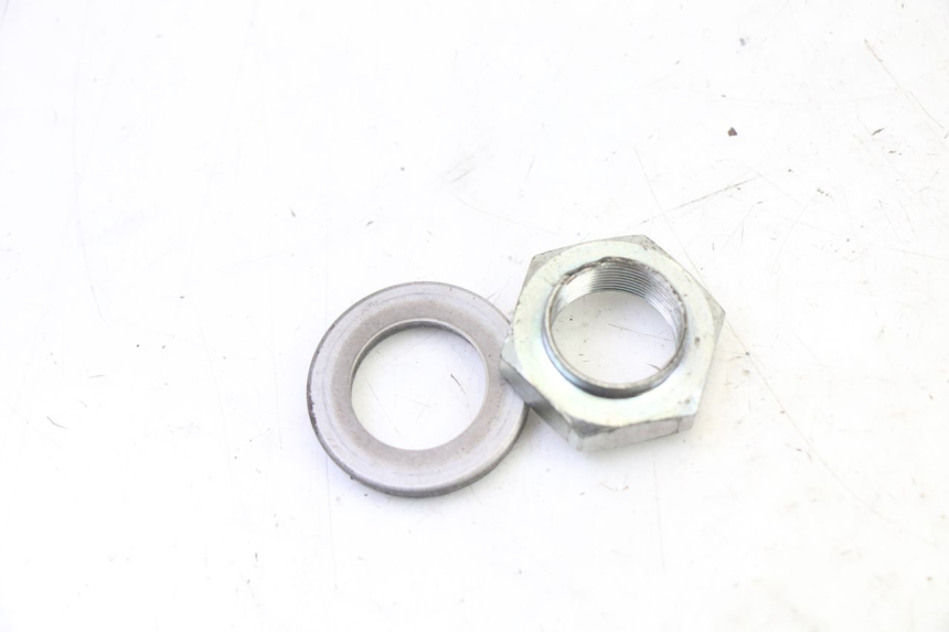 photo de SPROCKET OUTPUT SHAFT NUT YAMAHA XJ6 ABS 600 (2008 - 2016)