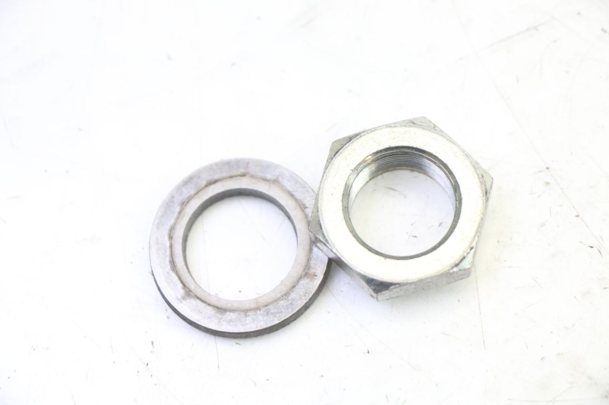 photo de SPROCKET OUTPUT SHAFT NUT YAMAHA XJ6 ABS 600 (2008 - 2016)