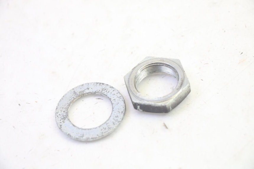 photo de FORK CROWN NUT SUZUKI BURGMAN EXECUTIVE ABS 650 (2006 - 2012) - Zoom on usage condition