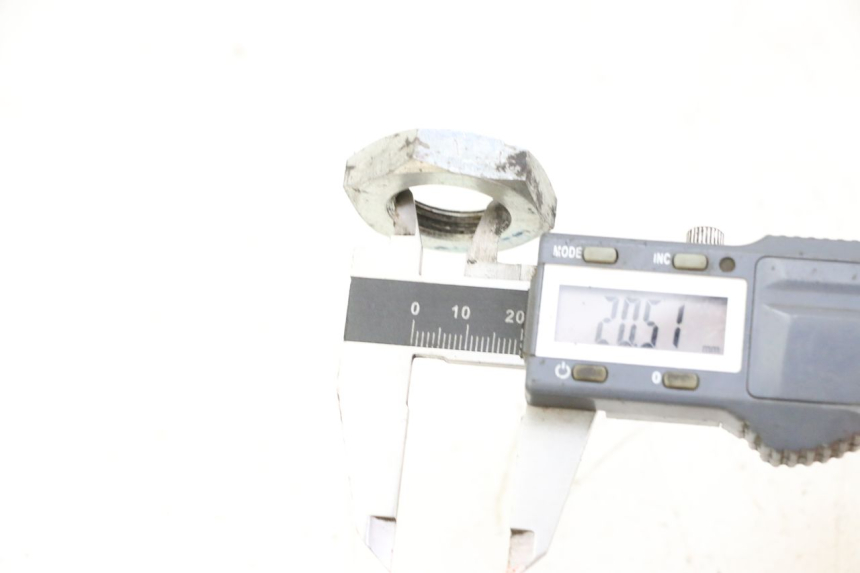 photo de FORK CROWN NUT YAMAHA FJ 36Y 1100 (1984 - 1985)
