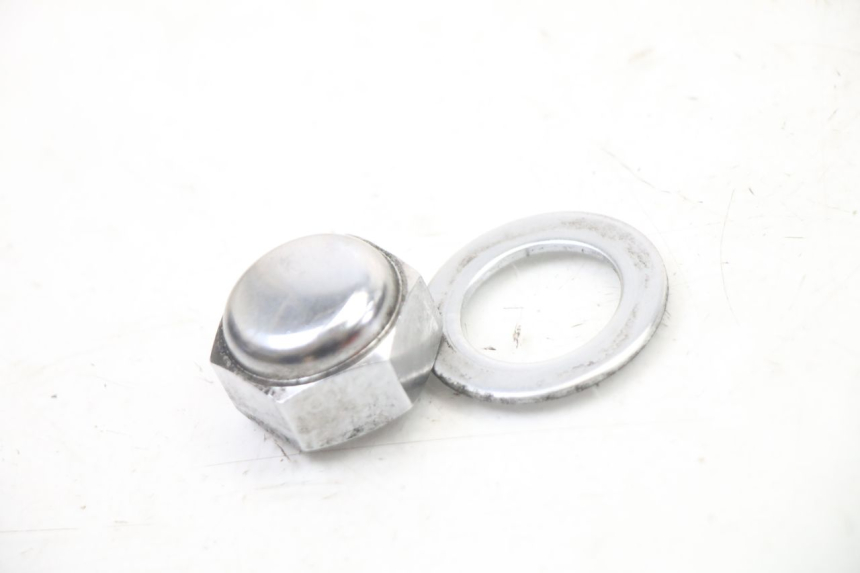photo de FORK CROWN NUT YAMAHA XJ6 600 (2008 - 2016)