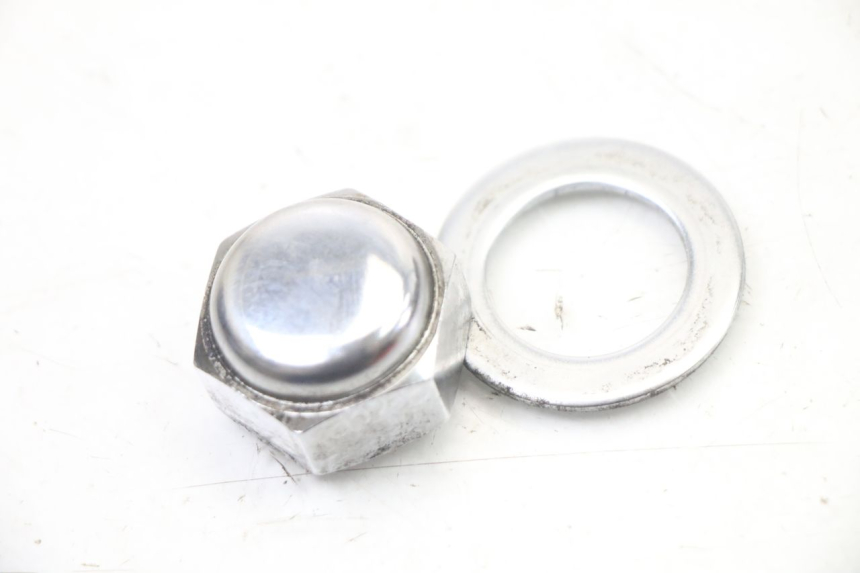 photo de FORK CROWN NUT YAMAHA XJ6 600 (2008 - 2016)