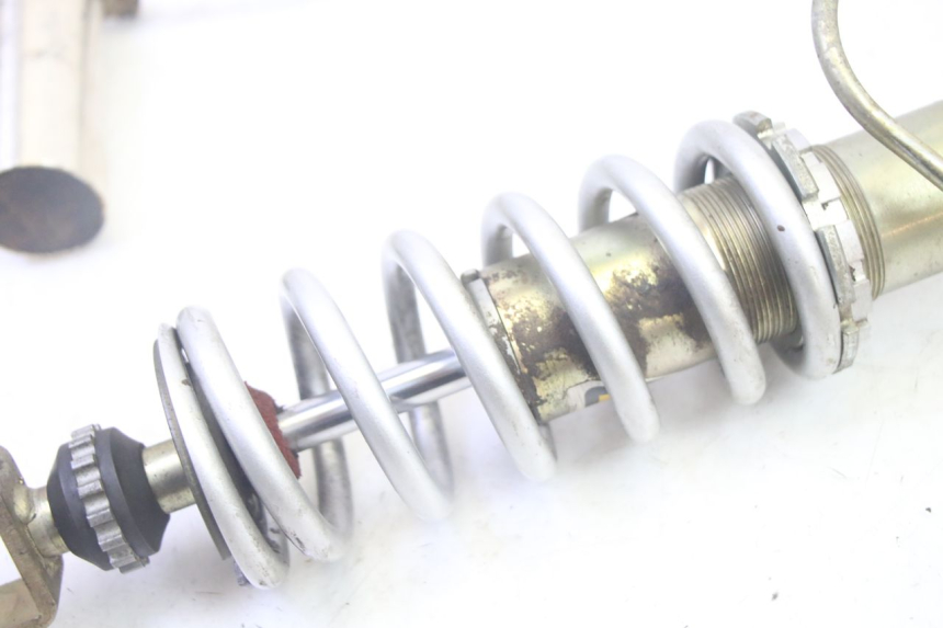 photo de REAR SHOCK ABSORBER YAMAHA TTR 125 (2000 - 2020) - Alternative perspective