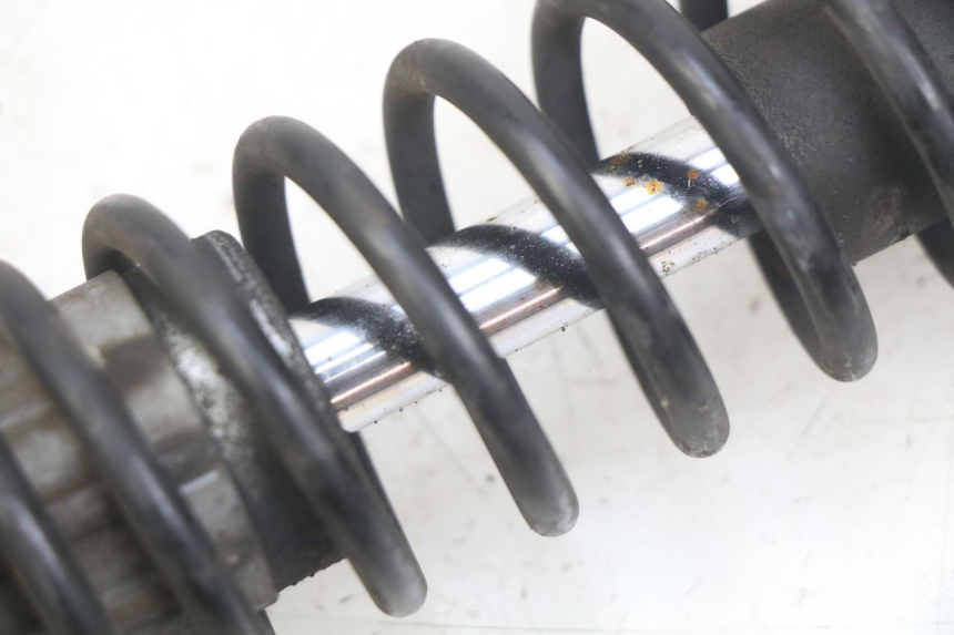 photo de FRONT SHOCK ABSORBER PIAGGIO VESPA LXV 125 (2006 - 2009)