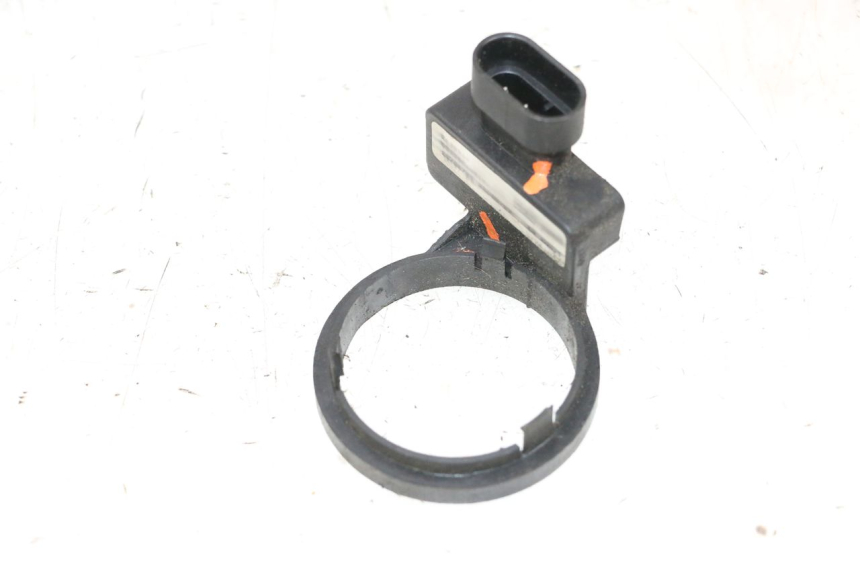 photo de TRANSPONDER ANTENNA PIAGGIO MP3 LT 400 (2007 - 2012) - Alternative perspective