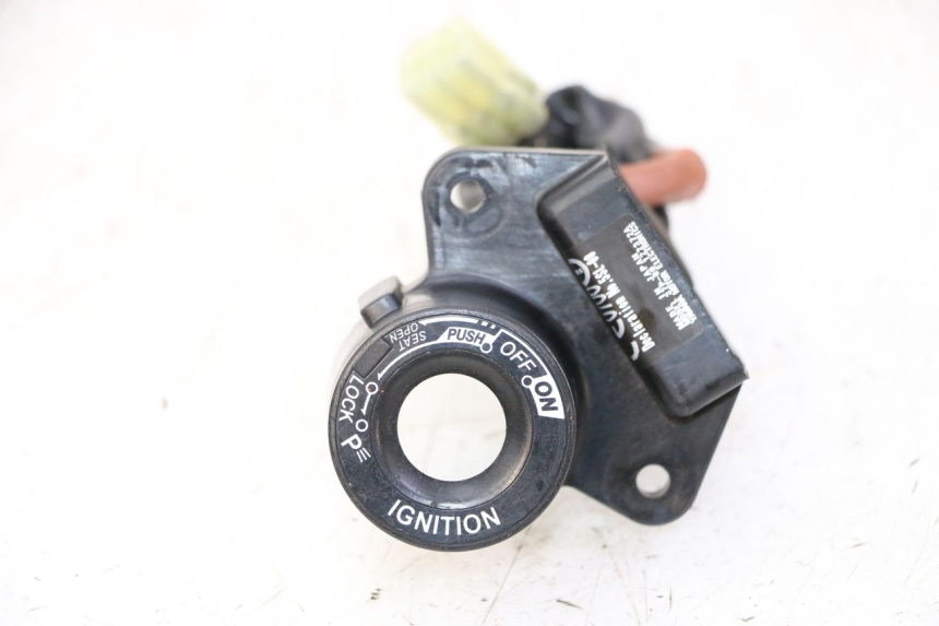 photo de TRANSPONDER ANTENNA YAMAHA X-MAX XMAX 125 (2010 - 2014)