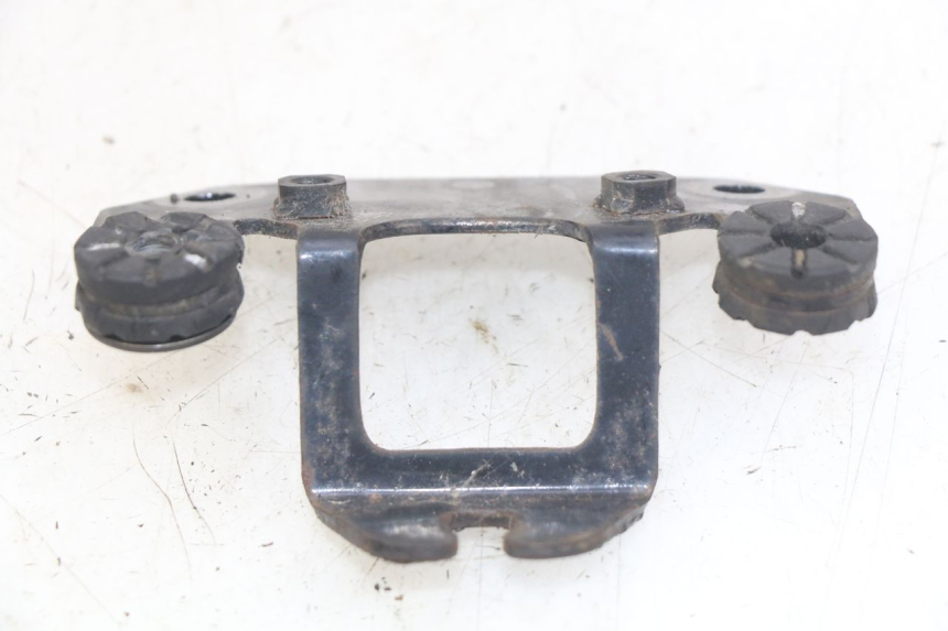 photo de SPEEDOMETER BRACKET HONDA CM 125 (1983 - 2003)