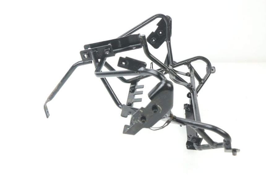 photo de FRONT FAIRING BRACKET KYMCO GRAND DINK 250 (2002 - 2007)