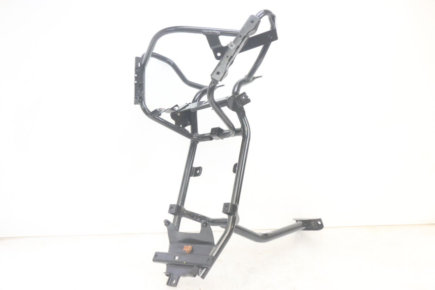 photo de FRONT FAIRING BRACKET PIAGGIO MP3 HPE 300 (2019 - 2026) - Fixing points details