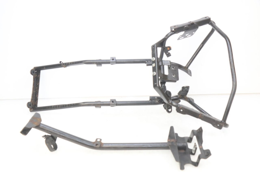 photo de FRONT FAIRING BRACKET PIAGGIO MP3 LT 300 (2010 - 2016)