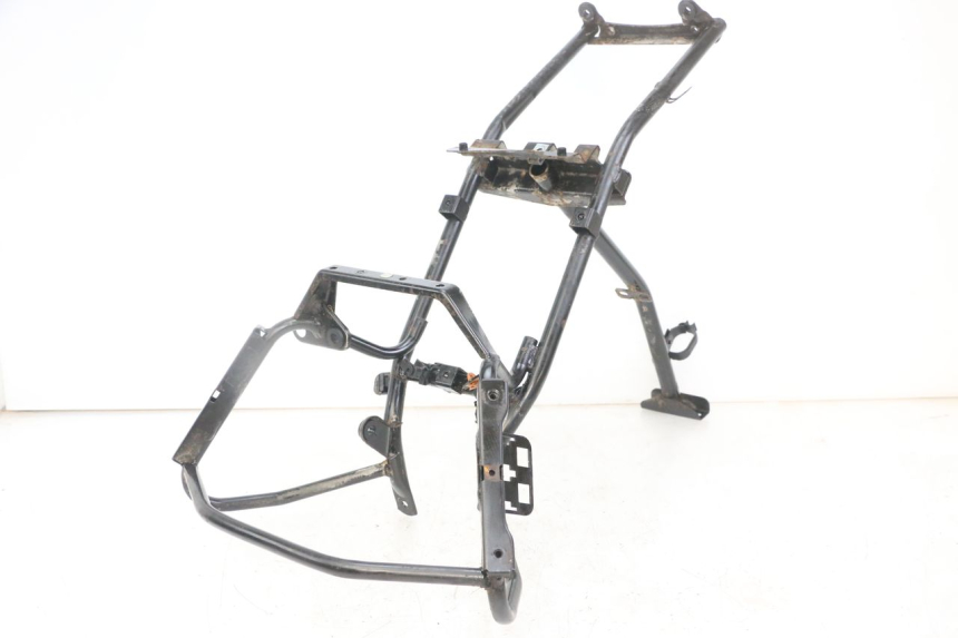 photo de FRONT FAIRING BRACKET PIAGGIO MP3 LT 300 (2010 - 2016)
