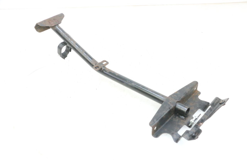 photo de FRONT FAIRING BRACKET PIAGGIO MP3 RL 250 (2007 - 2010) - Zoom on usage condition