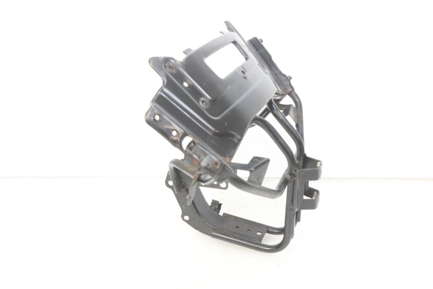 photo de FRONT FAIRING BRACKET GILERA NEXUS 125 (2009 - 2013)