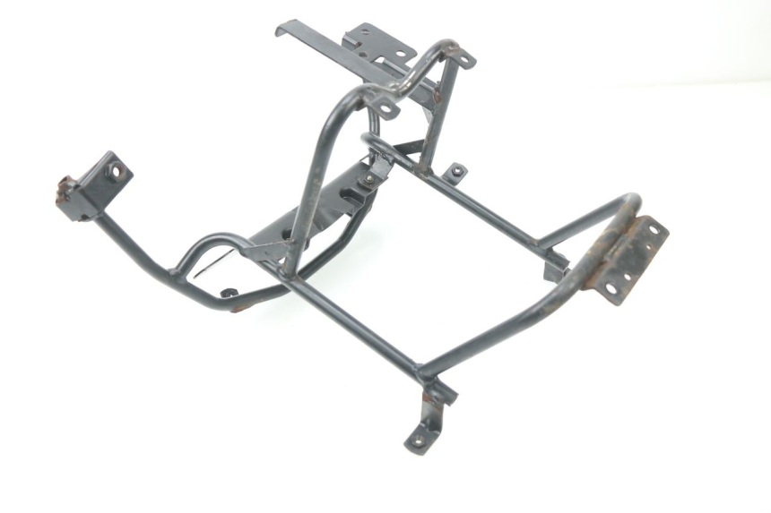 photo de FRONT FAIRING BRACKET PEUGEOT ELYSEO 50 (1998 - 2001)