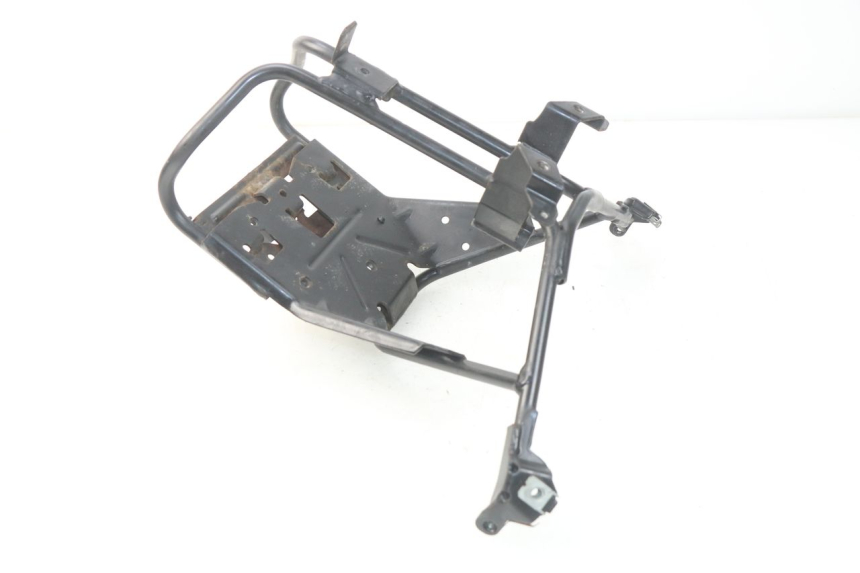 photo de FRONT FAIRING BRACKET PEUGEOT SATELIS 125 (2006 - 2009)