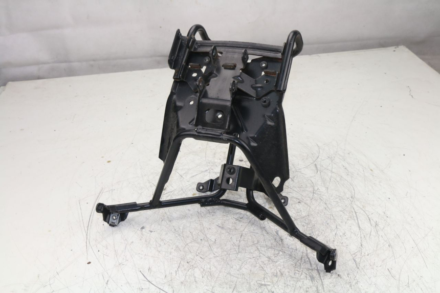 photo de FRONT FAIRING BRACKET PEUGEOT SATELIS 125 (2010 - 2012)