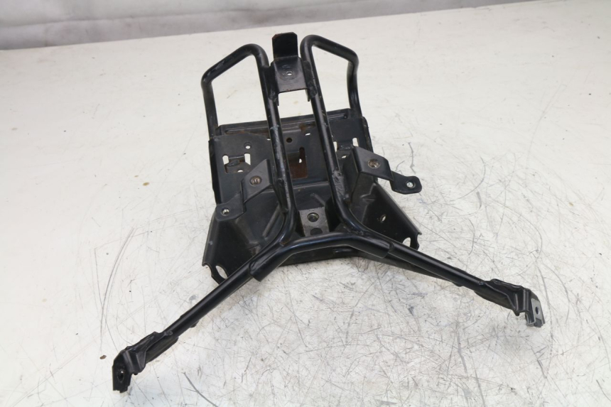 photo de FRONT FAIRING BRACKET PEUGEOT SATELIS 125 (2010 - 2012)