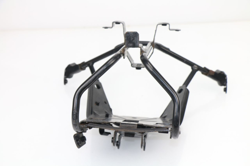 photo de FRONT FAIRING BRACKET PEUGEOT SATELIS 125 (2010 - 2012)