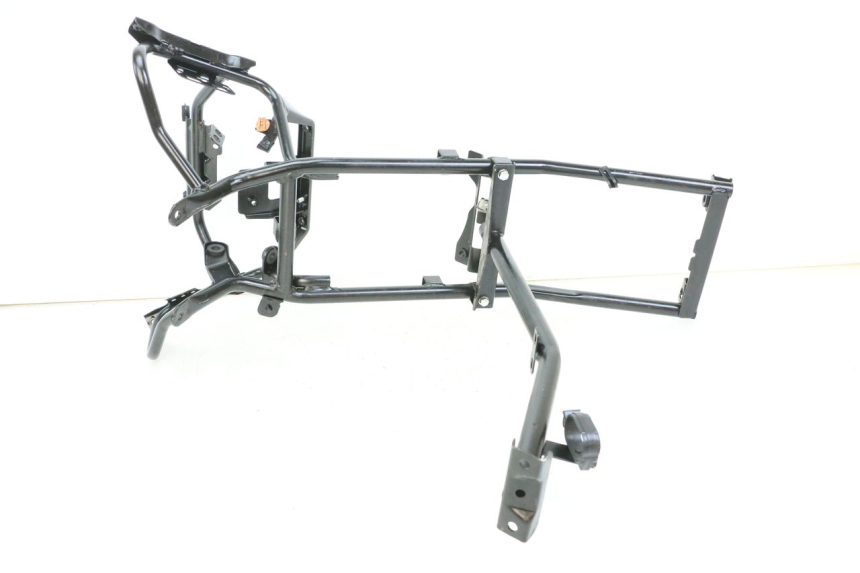 photo de FRONT FAIRING BRACKET PIAGGIO MP3 500 (2014 - 2016)