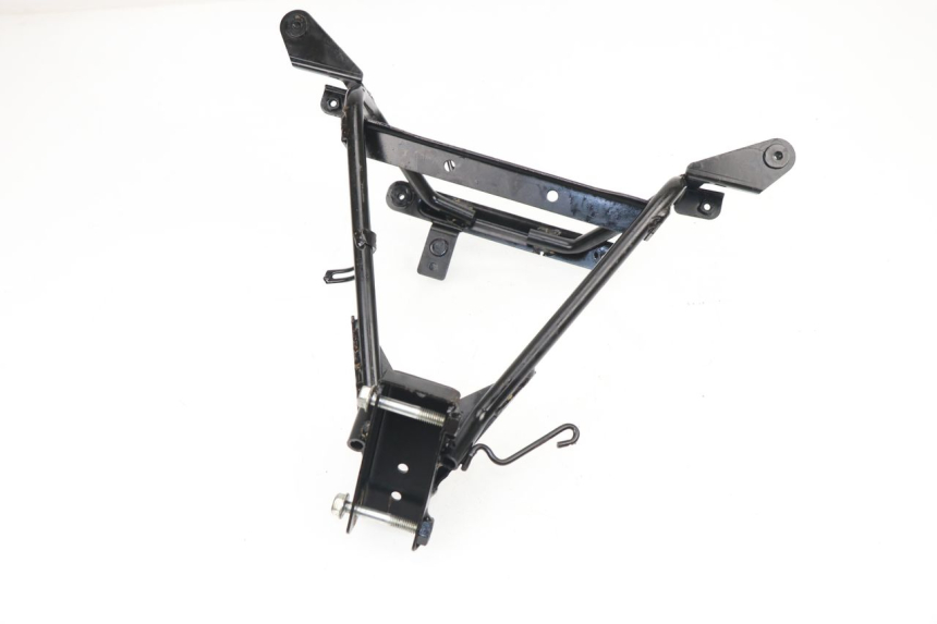 photo de FRONT FAIRING BRACKET DAELIM S2 FI 125 (2008 - 2017)