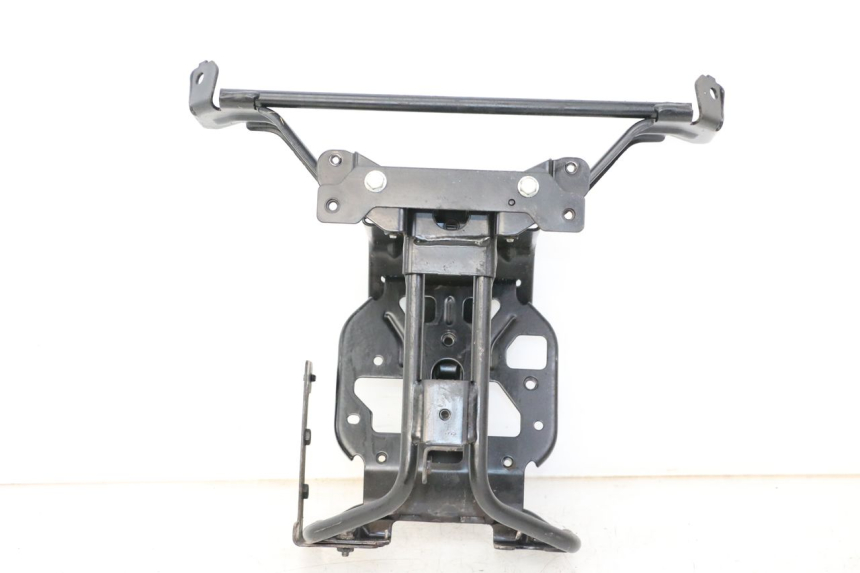 photo de FRONT FAIRING BRACKET PEUGEOT SATELIS 125 (2013 - 2018)