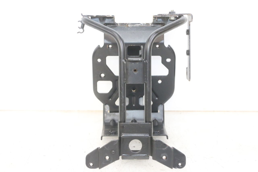 photo de FRONT FAIRING BRACKET PEUGEOT SATELIS 125 (2013 - 2018)