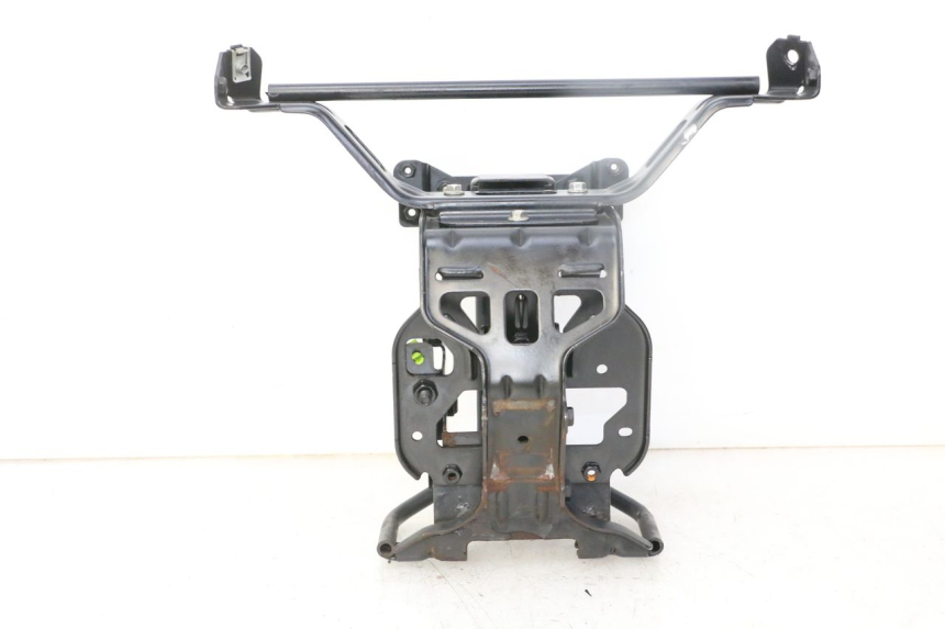 photo de FRONT FAIRING BRACKET PEUGEOT SATELIS 125 (2013 - 2018)