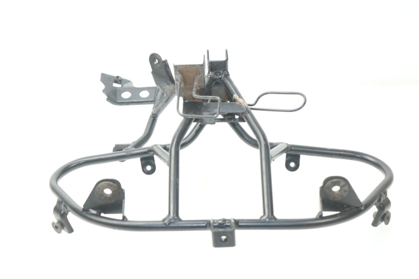 photo de FRONT FAIRING BRACKET SUZUKI BURGMAN 125 (2007 - 2014)